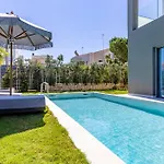 Foge Luxury Agios Onoufrios ハニア