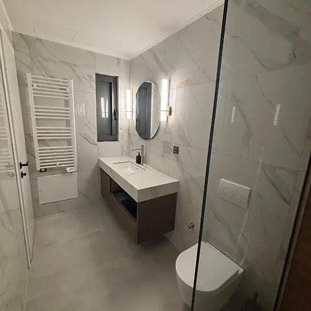 Agios Onoufrios * ハニア