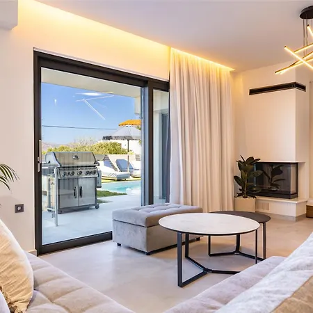 Βίλα Foge Luxury Agios Onoufrios