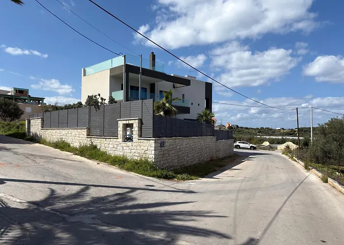 Foge Luxury Agios Onoufrios *