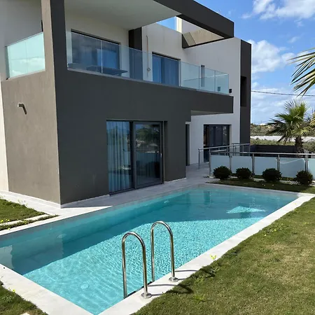 Foge Luxury Agios Onoufrios