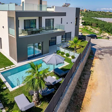 Foge Luxury Agios Onoufrios *